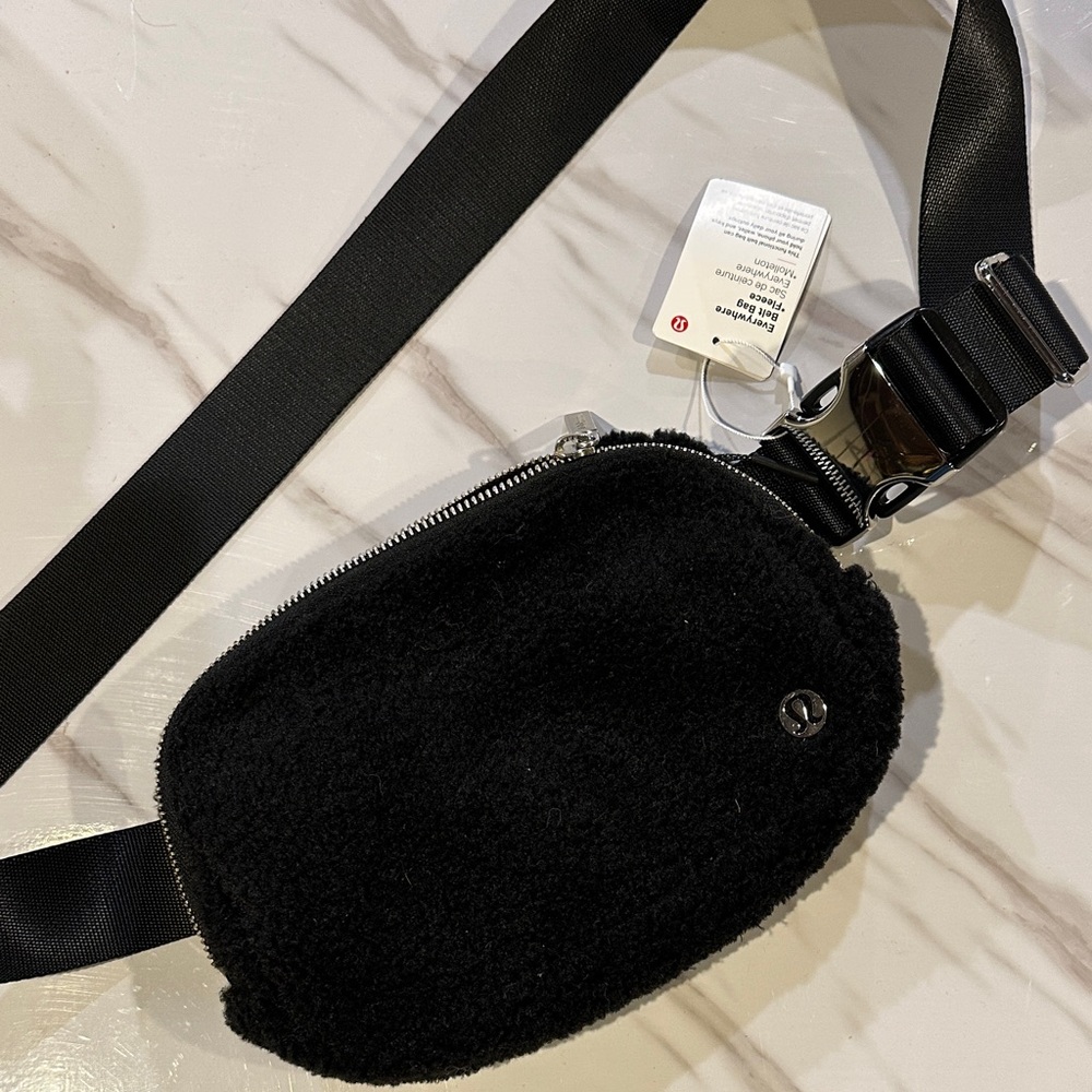NWT Lululemon Fleece Belt Bag